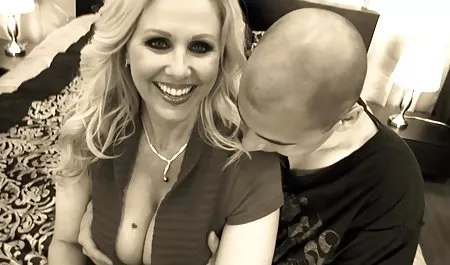 MİLF ANAL kıllı bir cam yapay penis kıçını maddeleri teen erotik sex