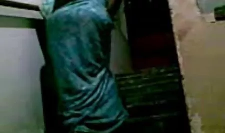 Pop Les crocs ateşli ve erotik sex scene videosu
