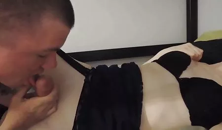 Doğal büyük Güzel kadın mastürbasyon sahin k erotik yaparken yakaladı