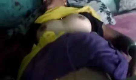 Baskın bir Arap adam ile İsveç redhead Fucks erotic video izle