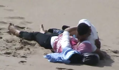 Üç erotik xxx sex önce lezbiyen üçlü kavşak kedi yeme