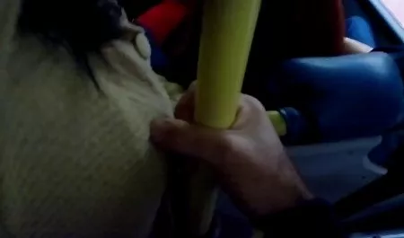 İki arkadaşı ile vk erotik video karısını izlerken aldatılan koca becerdin