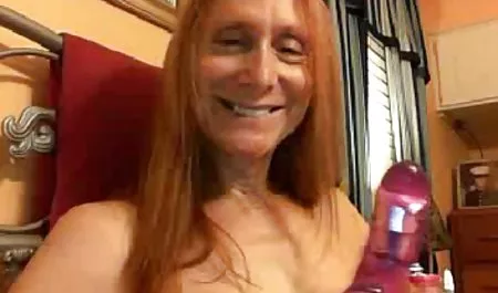 Sarışın Sandra star üvey oğlan başına büyük horoz onu türkçe konuşmalı erotik video sürmek