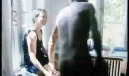 Amatör seksi erotik videolar sex şov Rus babe